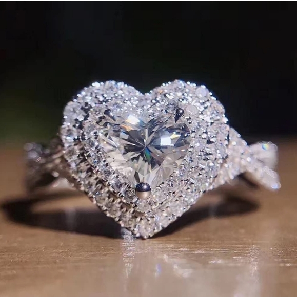 SILVER Heart Shaped CZ Stone Diamond Ring - Picture 1 of 7